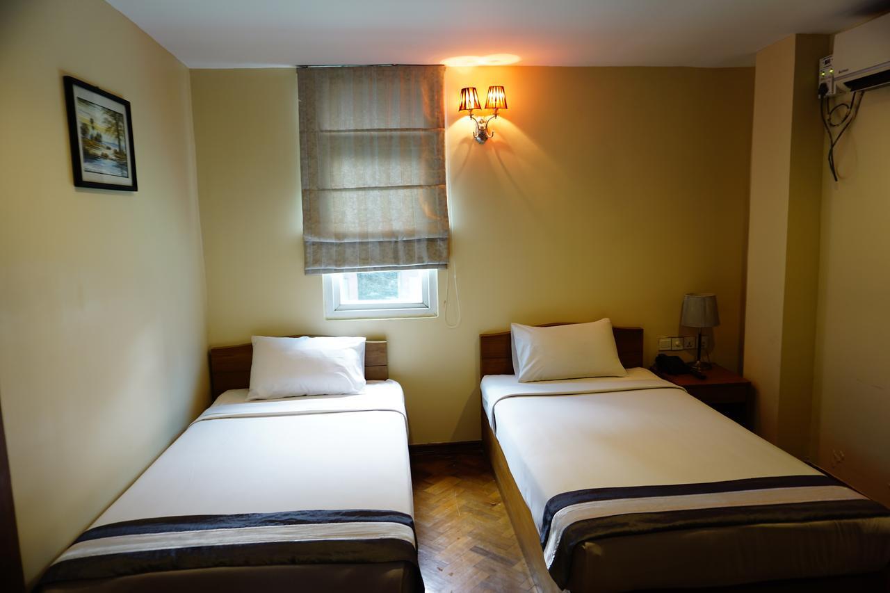יאנגון Pleasure View Hotel מראה חיצוני תמונה