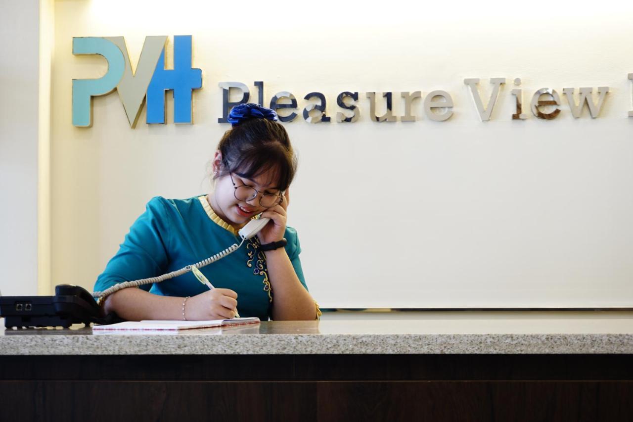 יאנגון Pleasure View Hotel מראה חיצוני תמונה