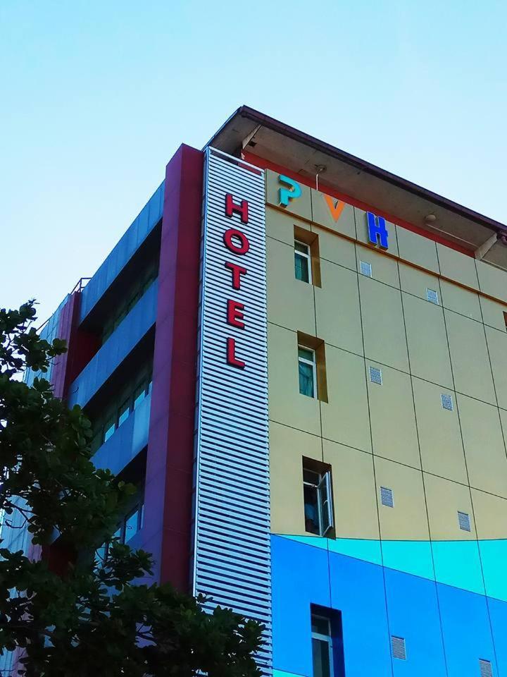 יאנגון Pleasure View Hotel מראה חיצוני תמונה